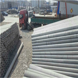 发往四川自贡富顺县450根7米110型防腐柚木杆订单圆满完成